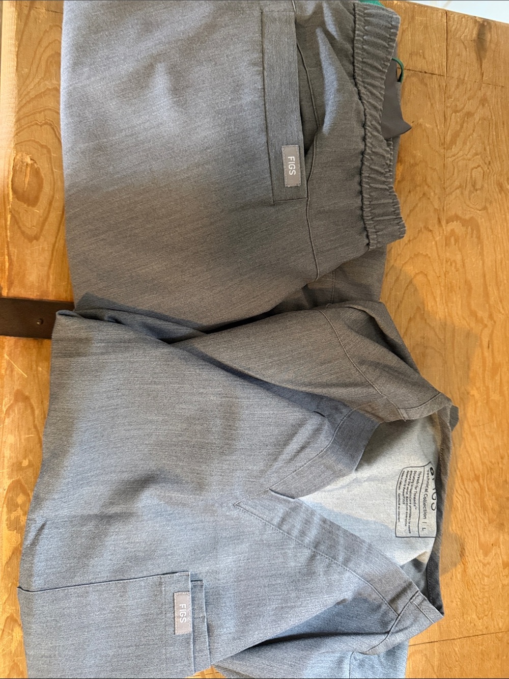 Figs Heather Gray Scrub Top & Drawstring Pants